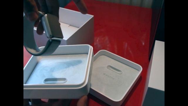 Apple Watch with Milanese Loop Unboxing - UK смотреть онлайн