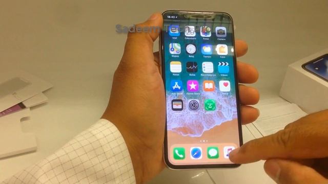 iPhone X Silver 64GB Unboxing 2018 - First Look Hands On смотреть онлайн