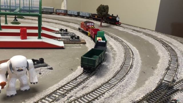 TOAD Bachmann NEW 2016! Thomas and Friends HO Scale Trains Brake Van смотреть онлайн