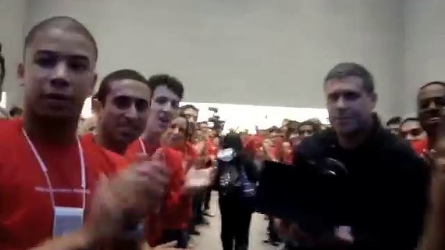 Apple Store Upper West Side NYC Opening Day смотреть онлайн