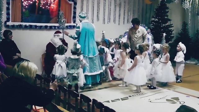 Новогодний утренник в д. с. Улыбка младшая группа № 7 смотреть онлайн