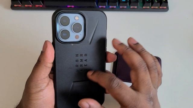 UAG Civilian w/ MagSafe | iPhone 13 Pro смотреть онлайн