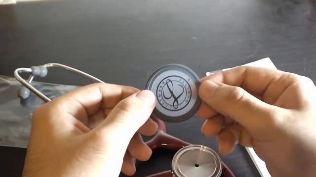 How to Fit a Diaphragm or Rim on a Littman Stethoscope смотреть онлайн