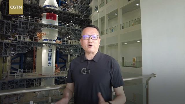 What's inside Long March 7 carrier rockets assembly building? смотреть онлайн