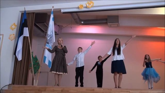 Песня про ноты (Таллинская 26-ая школа) от Маши, учителя пения смотреть онлайн