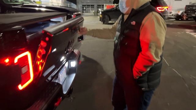 SAM GOT A NEW CAR?!? (again) смотреть онлайн