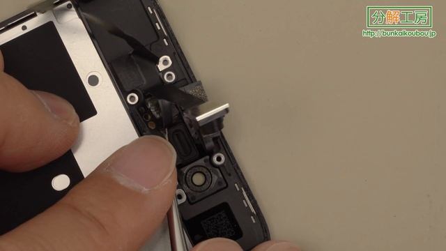 iPhoneSE 2gen/iPhone8 フロントパネル（液晶画面・タッチパネル・ガラス） 交換取付方法【分解工房】 смотреть онлайн