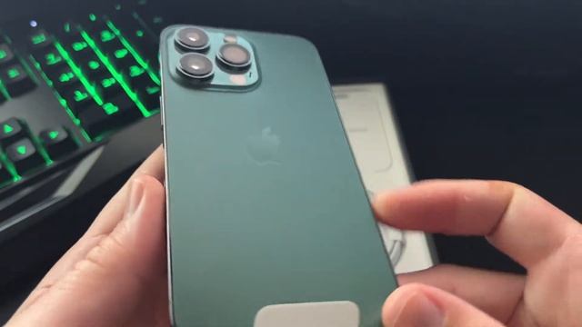 iPhone 13 Pro Alpine Green Smooth Unboxing смотреть онлайн