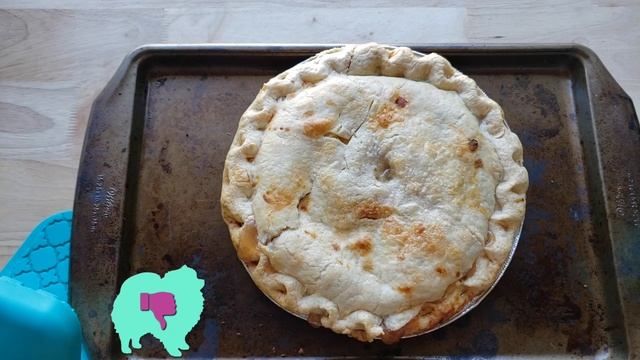 The Village PieMaker Apple Pie Review смотреть онлайн