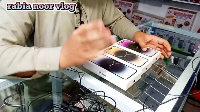 Shershah mobile market Vivo Oppo iPhone 4 gb 64 gb only 8000 new video new stock,موبائل مارکیٹ смотреть онлайн