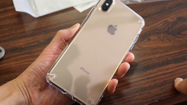 Cheap Quality Clear Case? - Ringke Fusion CLEAR Case - iPhone XS / MAX - Hands on Review смотреть онлайн