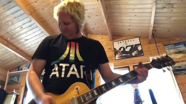 “Soundbites” The Green Manalishi (With the Two Prong Crown) смотреть онлайн
