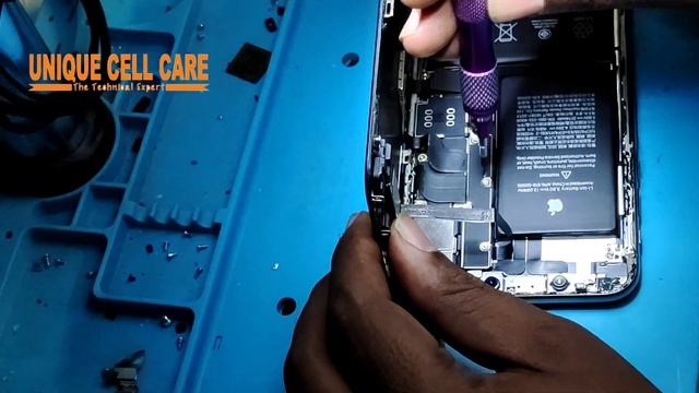 iPhone XS max How to dismantle and Fix New display @ Tamil explanation смотреть онлайн