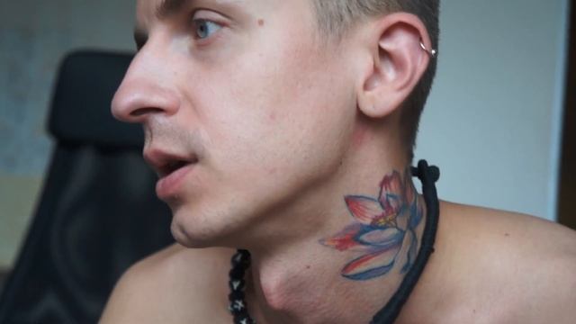 Adam's apple смотреть онлайн