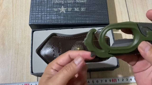 ML*007 Folding Utility Scissor LM Raptor Copy Review(2022) - living with knockoffs series смотреть онлайн
