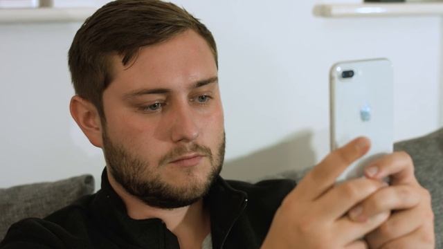 iPhone 8 Plus Review смотреть онлайн