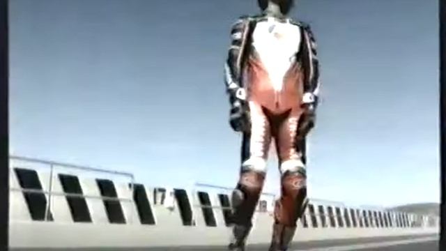 Anuncio Pepe Jeans con Norick Abe (2000) смотреть онлайн