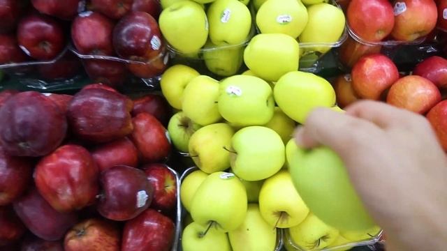 Exposed! Don't eat Apples before you WATCH THIS!!!! смотреть онлайн