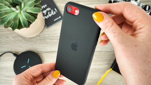 Official Apple iPhone SE 2020 Silicone Case Review смотреть онлайн