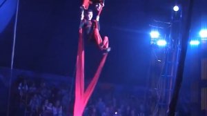 Цирк |  Воздушные гимнасты на полотнах |  Передвижной цирк