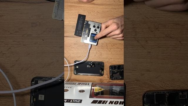 AY a108 wymian baterii iPhone Xs krok po kroku смотреть онлайн