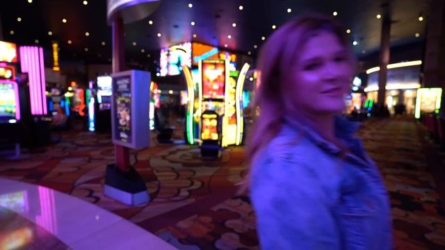 I Stayed in New York-New York's New Renovated Rooms in Las Vegas... 😲 смотреть онлайн