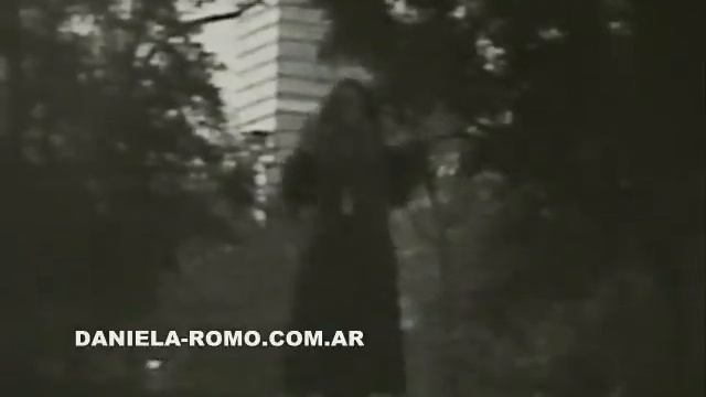 DANIELA ROMO | AYER PERDI MI CORAZON смотреть онлайн
