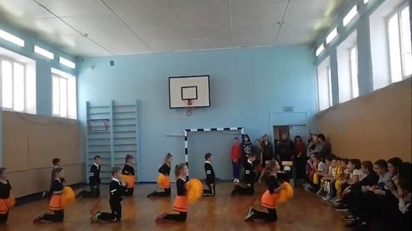 Черлидинг школьный