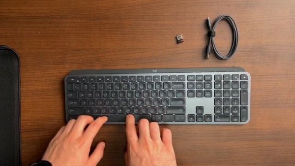 Elevate Your Workflow: The Logitech MX Keys & MX MASTER 3