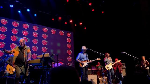 Little Feat + Hot Tuna - Dixie Chicken & Tennessee Jed Jerry Garcia Tribute - Fox Theater Oak 8/9/2 смотреть онлайн