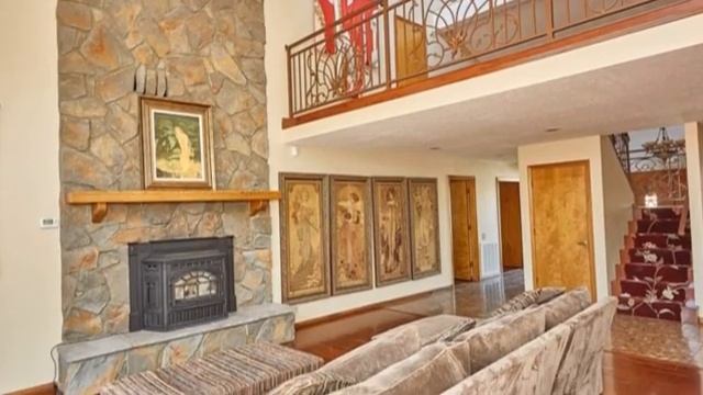 19175 Majela Rd. Apple Valley, CA 92307-POOL HOME! смотреть онлайн