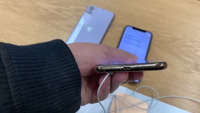 Apple iPhone 11 / 11 Pro / 11 Max all sizes and colors - Quick look смотреть онлайн