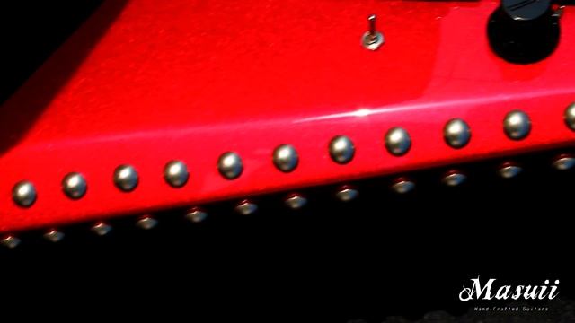 Candy Apple Red Finish | KK Mini V Guitar смотреть онлайн
