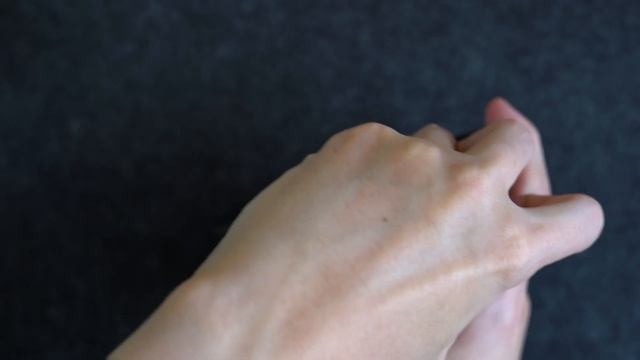 【iPhone13シリーズケース】 | PITAKA MagEZ Case2 浮き織りが美しいアラミド繊維製 薄型軽量ケースをレビュー！ смотреть онлайн