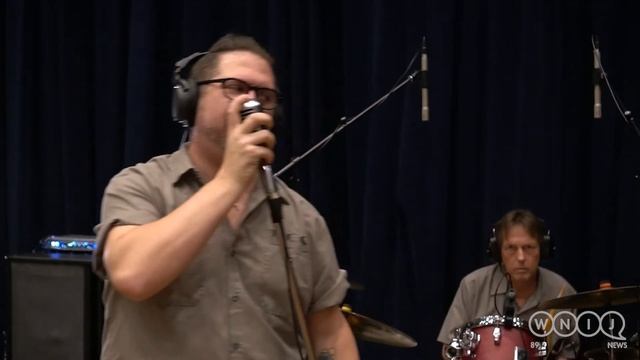 Dirty Fishnet Stockings - "Walk This Way" - Sessions from Studio A смотреть онлайн
