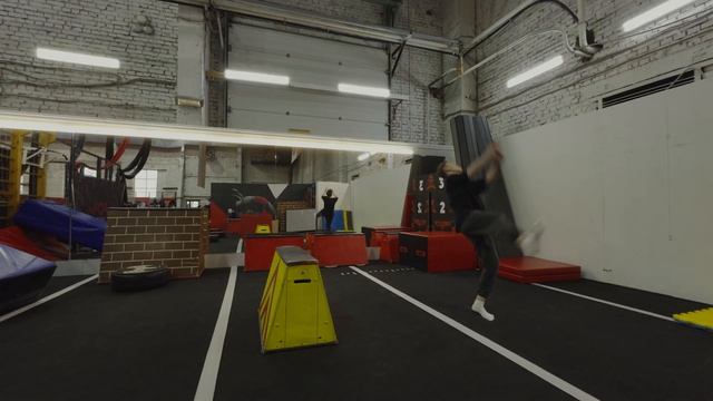 ПАРКУР и ФРИРАН после ПЕРЕЛОМА груди смотреть онлайн