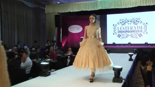 Lester Yim 2018 Collection смотреть онлайн