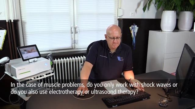 SPINE ACTOR - Specialty Spine Transmitters from Storz Medical (Interview with Dr Danneburg) смотреть онлайн
