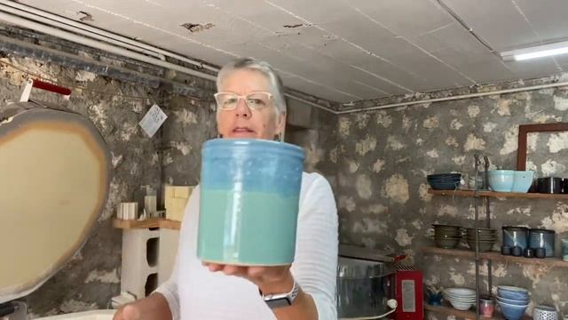 Kiln Unloading - Pre-Market rush. смотреть онлайн