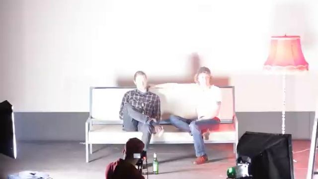 Iguana - February Sessions - "A Royal Null Drift" from the LP "Get The City Love You" смотреть онлайн