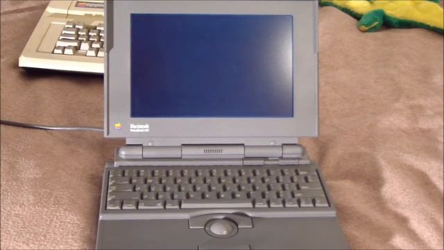 Quick looks at the Powerbook 140 and Samsung MD-1255H Monitor смотреть онлайн