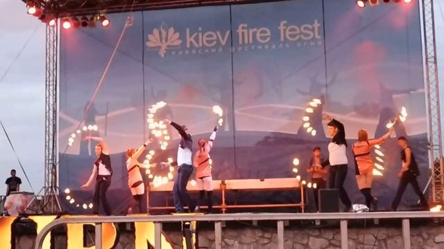 Арт-проект "Flash Lights" (г.Гомель) kff2016 смотреть онлайн