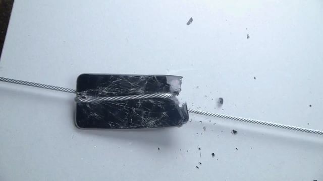 Crushing a iPhone 6S in Reverse смотреть онлайн