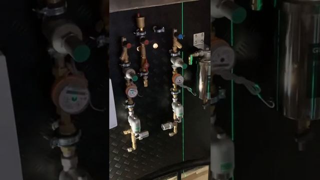 Как монтировался узел из 1-й серии #монтажсантехники #водоснабжение #профессионально #сантехника смотреть онлайн