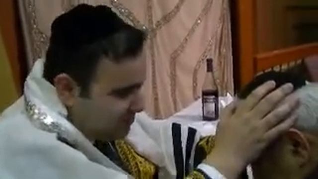 Michael Yahuda mazaltov with first sandok смотреть онлайн