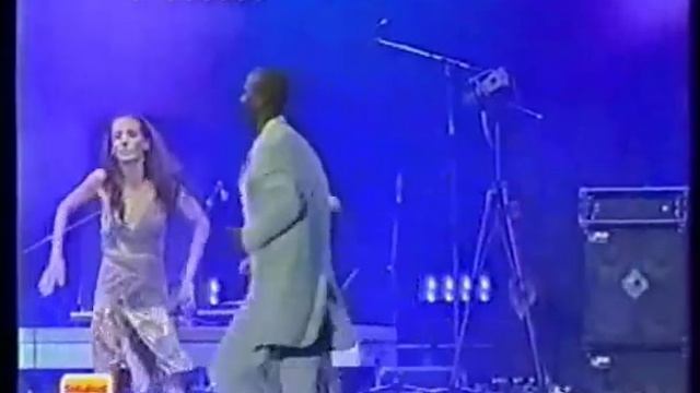 Chris Anderson - "last night" - solidays смотреть онлайн