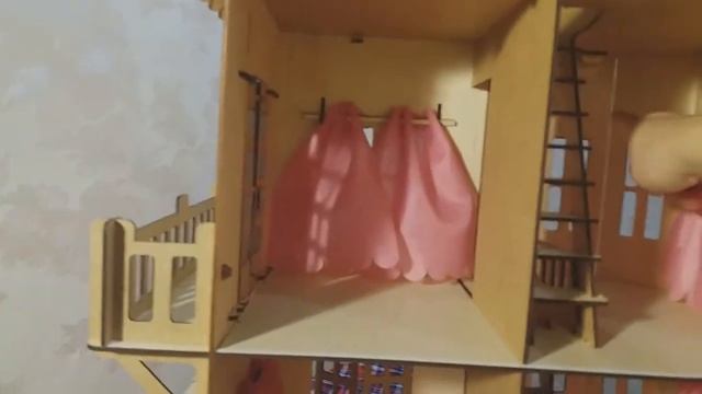 Наш новый кукольный домик / Дом для ЛОЛ смотреть онлайн