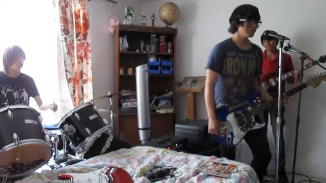 apple tree - Wolfmother (cover- Blue Revolution) смотреть онлайн