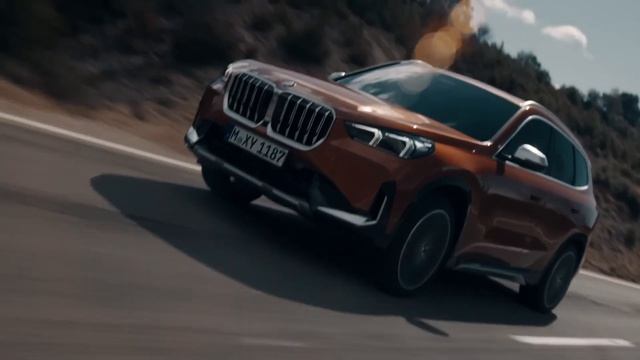 All You Need to Know The All Electric BMW iX1 and The New BMW X1 смотреть онлайн