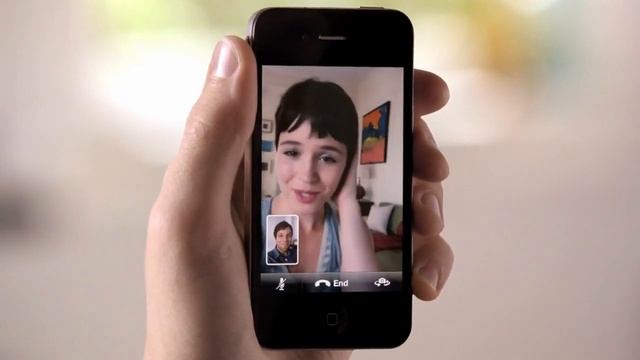 iPhone 4 "Haircut" commercial featuring actress Kether Donohue смотреть онлайн